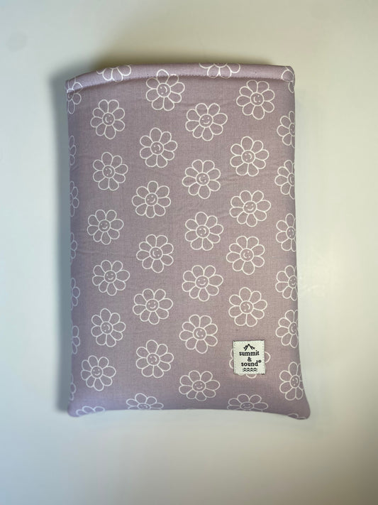 Light Purple Smiling Daisy Book Cozy